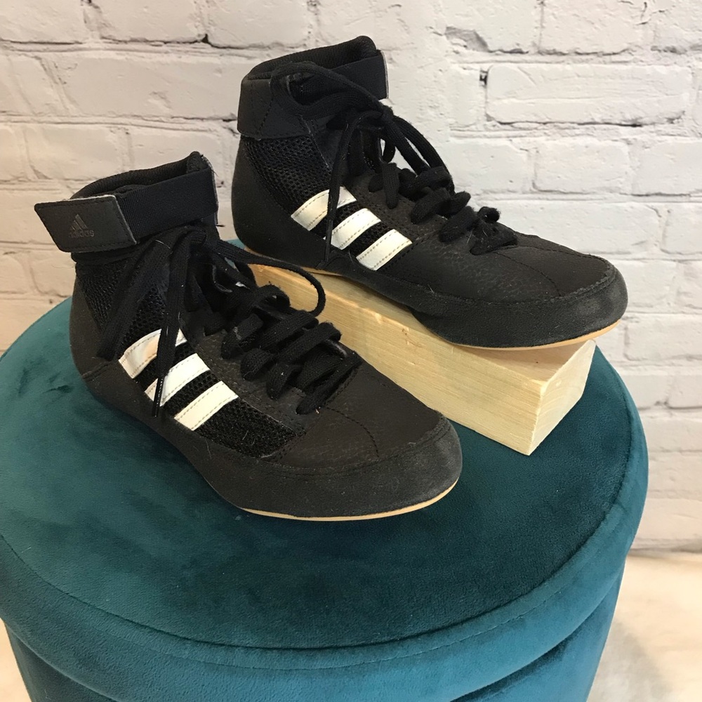 Adidas Boys HVC 2 Black Lace Up Wrestling Shoes size Youth 3